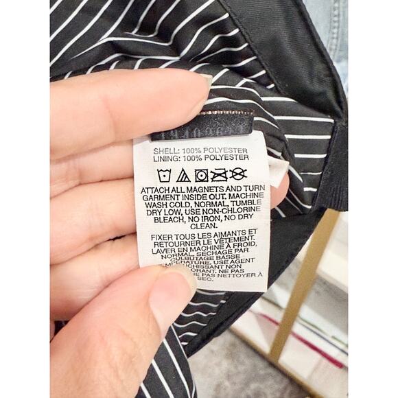 Oakley Gretchen Bleiler Signature Series Loose Fit Snowboard Jacket Women's M - Picture 5 of 5